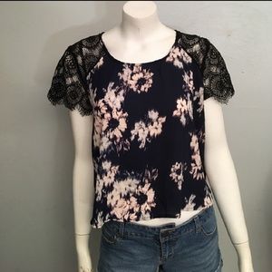 Flowy Floral Top